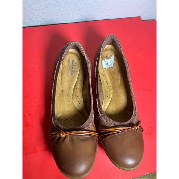 Clarks Collection brown cushioned flats size 9 M NWT - Picture 3 of 10